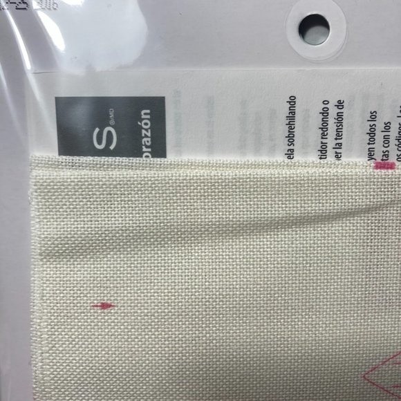 Dimensions Cathy Heck All My Heart Embroidery Kit 8"X8" Add Your Own Photo Gift - Picture 13 of 16